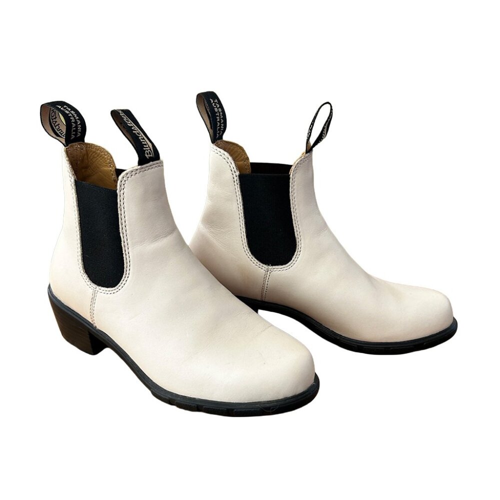 Blundstone Boots (women), Pearl color, size 8.5, elastic sides